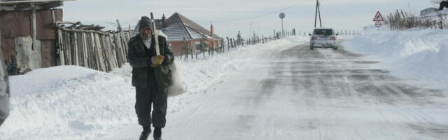 POGLEDAJTE KAKO IZGLEDA LEDENO JUTRO NA PEŠTERU: Ovdje je bilo čak minus 30! (FOTO)