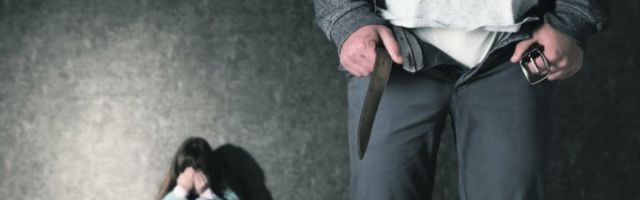 BRATANICI (13) NAPRAVIO DETE, PRETI MU DO 15 GODINA ZATVORA! Podignuta optužnica protiv Saše U. (41) iz Kruševca