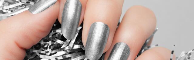 SREBRNI MANIKIR? Savršen izbor za praznične dane! Sve o detalju koji diskretno podiže ceo stajling