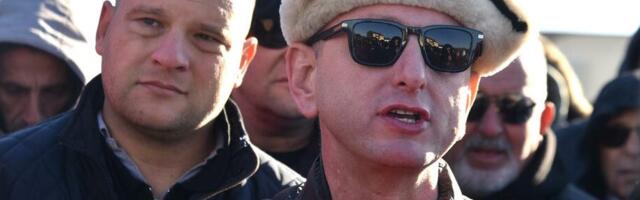 (VIDEO, FOTO) I danas napeto nadomak Podgorice, blokada aerodroma, jake policijske snage: Knežević predvodi „marš na Botun“