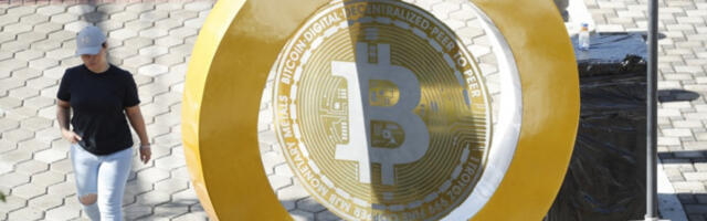 Пад биткоина за два одсто
