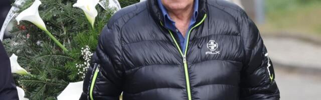 HARIS DŽINOVIĆ POTIŠTEN STIGAO NA SAHRANU SAŠE KATANČIĆA: Prvi put u javnosti nakon svadbe bivše žene Meline (FOTO+VIDEO)