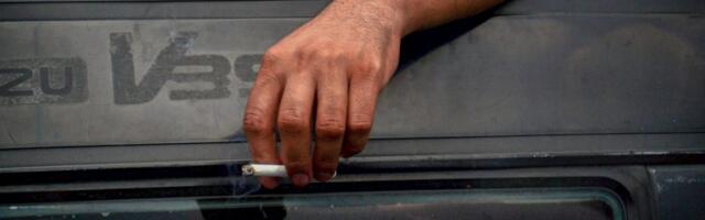 Zabrana pušenja u automobilima: Da li je treba uvesti i u Srbiji?