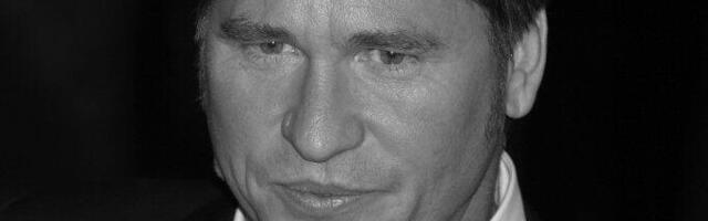 UMRO OD UPALE PLUĆA, A GODINAMA SE BORIO S TEŠKIM RAKOM: Tragična životna priča Vala Kilmera JEŽI DO KOSTIJU!