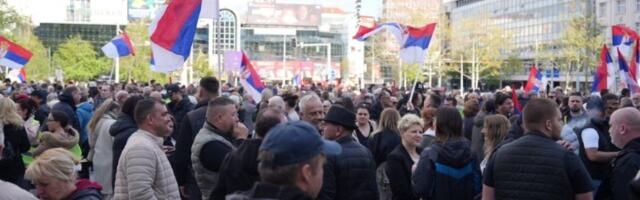 Iz Skoplja otišlo 11 autobusa na miting "Ne damo Srbiju"