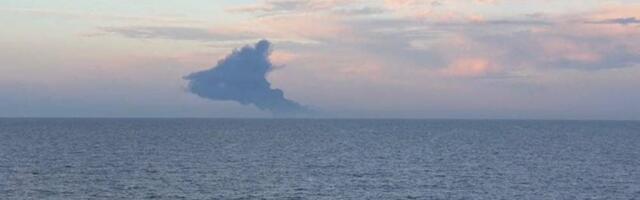 Dva tankera ruske „flote u senci“ se zapalila u Crnom moru nakon što su pogođena