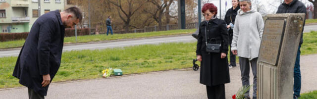 Сећање на Олега Насова: Мићин положио венац на Варадинском мосту