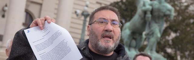 Vlast primorava poljoprivrednike da pravdu traže na ulici