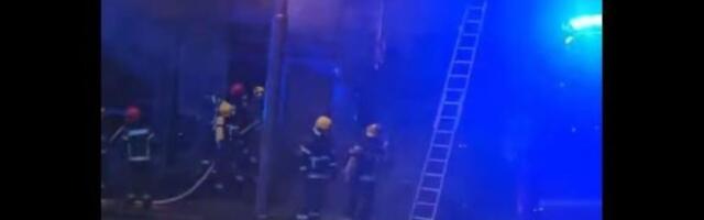 "Puklo je kao bomba" Novi detalji požara u Beogradu: Restoran IZGOREO DO TEMELJA, bio na meti napadača pre 7 dana