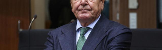 Бивши немачки канцелар: Забринут сам за будућност Немачке