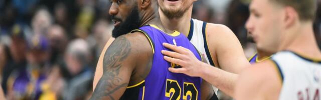 "PLAČEM SAMO KAD MOJ KONJ POBEDI" Jokića pitali da li će zaplakati kada Lebron ode u penziju, usledio hit odgovor! (VIDEO)