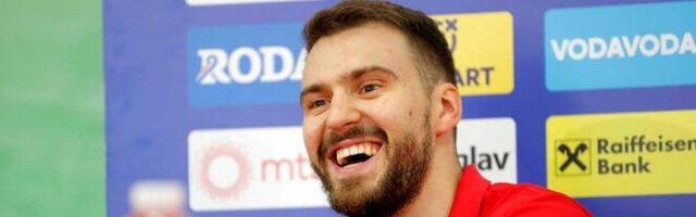ZADRŽALI SMO NOVAKA DVA SATA, BILI SMO KAO DECA! Gudurić otkrio o čemu su košarkaši pričali sa Đokovićem!
