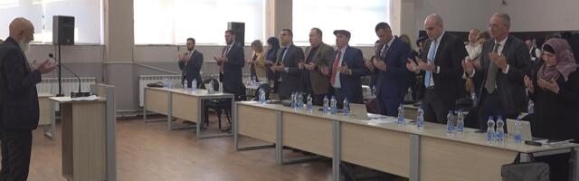 Odbornici na prijedlog Džankovića učenjem Fatihe odali počast djevojčici koja je stradala u Muru