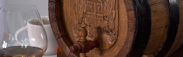 U čemu je tajna kvalitetne rakije: Bajinobaštanski proizvođači učestvuju u naučnom istraživanju (VIDEO)