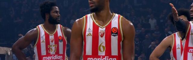 Navijači Partizana uperili laser u Batlera, on pobesneo i odbio da izvede slobodno bacanje