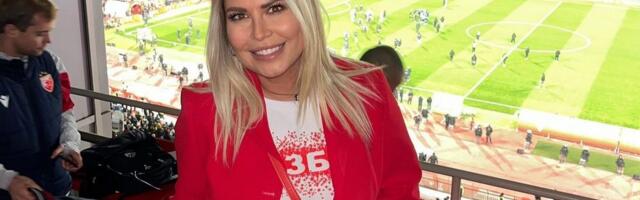 Kikice i pirsing na pupku! Ovako je Dea izgledala sa 16 godina, bila vatreni fan zavodnika iz Zvezda Granda