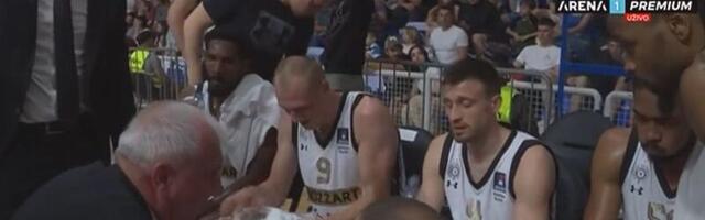 Željko Obradović pobesneo na svoje igrače: Trener Partizana pocrveneo dok je vikao na košarkaše tokom tajmauta