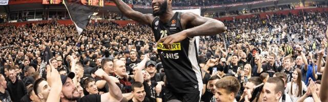 Lesor u Parizu, a njegova porodica u Beogradu bodri Partizan (VIDEO)