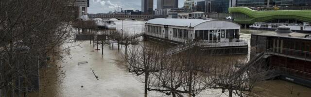 POPLAVE POGODILE FRANCUSKU: Čak 294 opštine pogođene prirodnom katastrofom