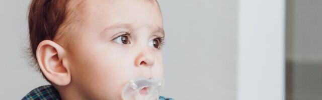 Beba ne ispušta cuclu? Pedijatar otkriva kada je vreme da se pozdravite s njom i kako to uraditi bez drame