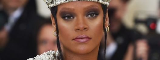 Svaka čast: Internet zajednica rekreirala je čuvene stajlinge sa Met Gale