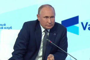 Путин: Северни ток 2 има сасвим довољно гаса да одмах потече Европом