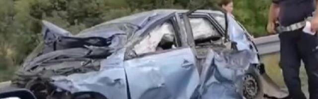 NESREĆA KOD UMČARA! Automobil udario u bankinu, povređene četiri osobe, DVE TEŽE (VIDEO)