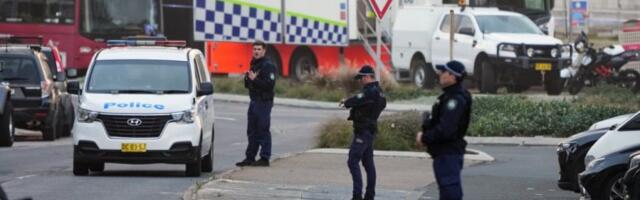 OSTAVIO KUĆI TRUDNU ŽENU I DVOJE DECE DA BI SPREČIO MASAKR! Policija greškom upucala JOŠ JEDNOG HEROJA! Savladao teroristu u sekundi (VIDEO)