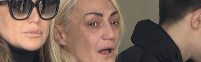 Ovo je sestra Goge Sekulić: Neutešne ispraćaju majku Nadu na večni počinak, tuga na groblju u Sremčici