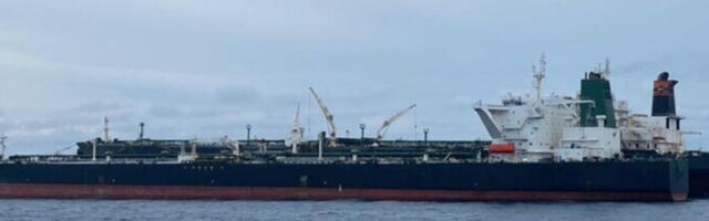 Америчка војска онеспособила нафтни танкер који је покушао да уплови у иранску луку