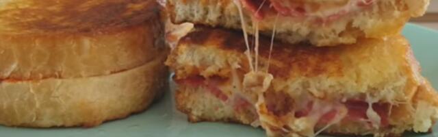 EVO KAKO DA ISPRŽITE NAJBOLJE PRŽENICE: Tri trika svaka domaćica mora da zna i tako će ih spremiti i POČETNICI!