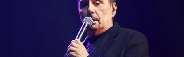 KEBA DOBIO HIT POKLON NAKON KONCERTA! Pevač se OBRADOVAO kao malo dete!