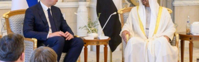 Sastali se Vučić i Bin Zajed: Među temama razgovora NIS i vojno-tehnička saradnja