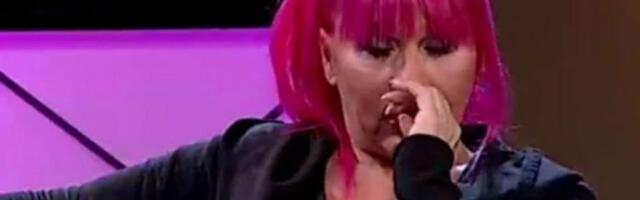 RAZARAJUĆE VESTI ZA ZORICU BRUNCLIK - PEVAČICI SE ŽIVOT PREOKRENUO: Ono što je tada ugledala će vas naježiti!