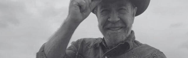 Преминуо Чак Норис