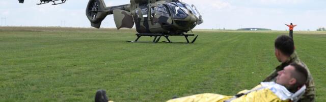 Srpski i mađarski helikopteri zajedno spasavali povređene u simulaciji pada aviona: Cross Landing 2026