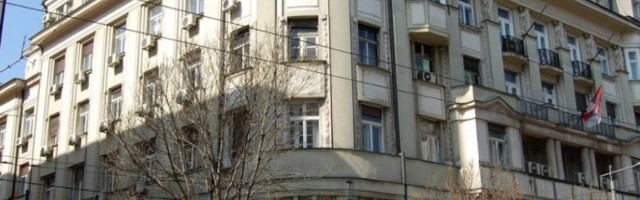"MERCEDES" ZA 61 EVRO Država rasprodaje vozila, EVO ŠTA SVE I PO KOJIM CENAMA MOŽETE KUPUTI
