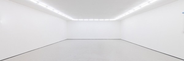 Trka za najboljeg prodavca magle - Prva tužba Italijanu koji je prodao nevidljivu skulpturu