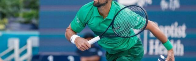 NOVAK RASPRŠUJE SNOVE DECI: Đoković im je bio idol, a onda je počeo da radi nešto što nisu ni sanjali