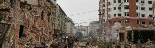 POTPUNA PREDAJA UKRAJINE? Tajni mirovni plan Rusije i SAD sadrži &quot;28 tačaka ničega&quot;