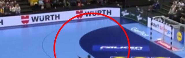 Gol Srbije kakav rukomet ne pamti! Stativa sa celog terena, golman Austrije "leti", a onda...