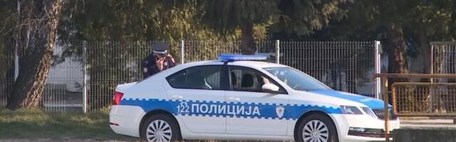 AUTOMOBILOM UDARIO TRI PEŠAKA, JEDAN NASTRADAO! Teška saobraćajna nesreća u Lukavcu