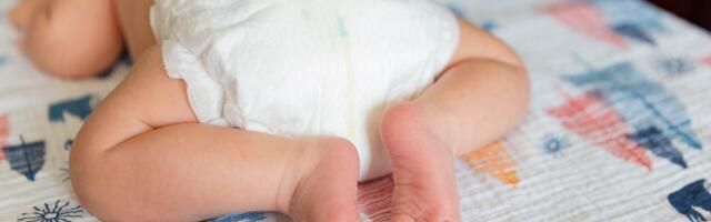 Zašto bebe plaču prilikom menjanja pelena?
