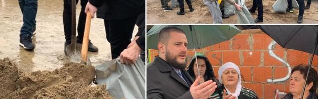 Zukorlic supports flooded citizens of Novi Pazar