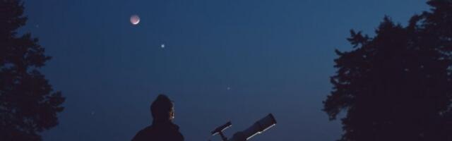 POGLEDAJTE NEBO! Noćas nas čeka kosmički spektakl, biće vidljivo 18 ZVEZDA PADALICA NA SAT