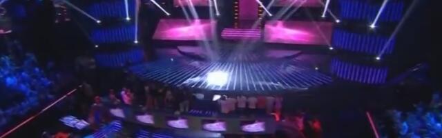 NIKO NE ULAZI BEZ POTPISA: Evo šta možemo da očekujemo u NOVIM "Pinkovim zvezdama", a kada čujete KO JE VODITELJ! (FOTO)