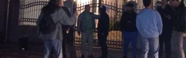 Skup ispred SNS u Prokuplju: Tu smo zbog Dijane (FOTO)