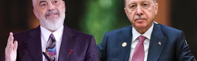 A od kuma - avion! "Prijateljski odnosi i bliska saradnja": Turska naoružala Albaniju, a sada stižu nove vrste poklona