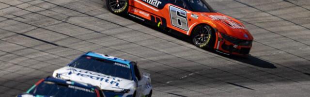 Ovaj limitirani sat inspirisan je trkačkim stazama i izgleda – vrhunski