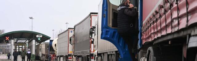 AMSS: Kamioni se na graničnom prelazu Batrovci od jutros zadržavaju oko dva sata